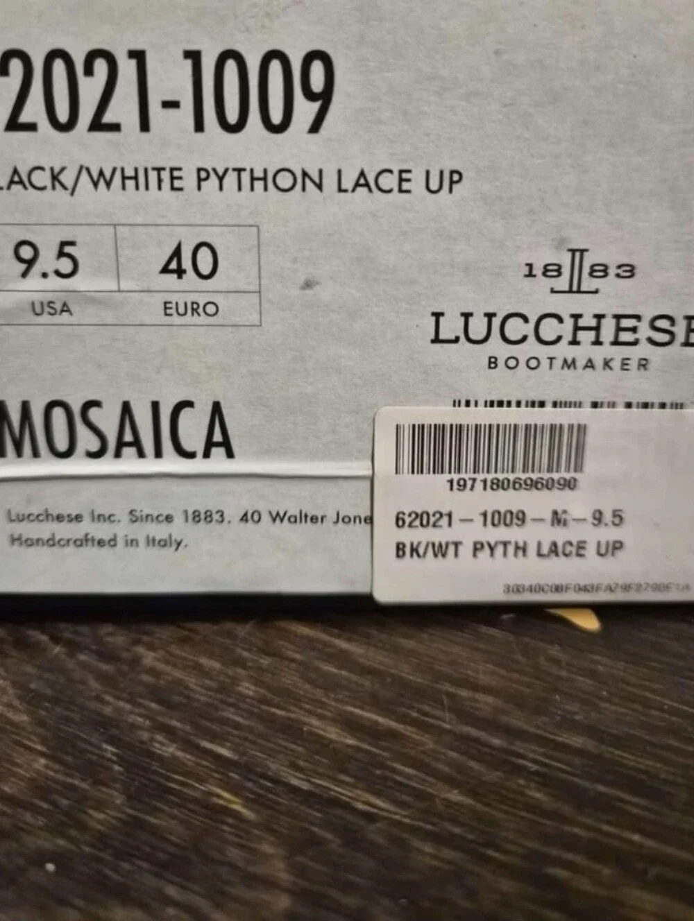Mosaico Lace Up Sneaker